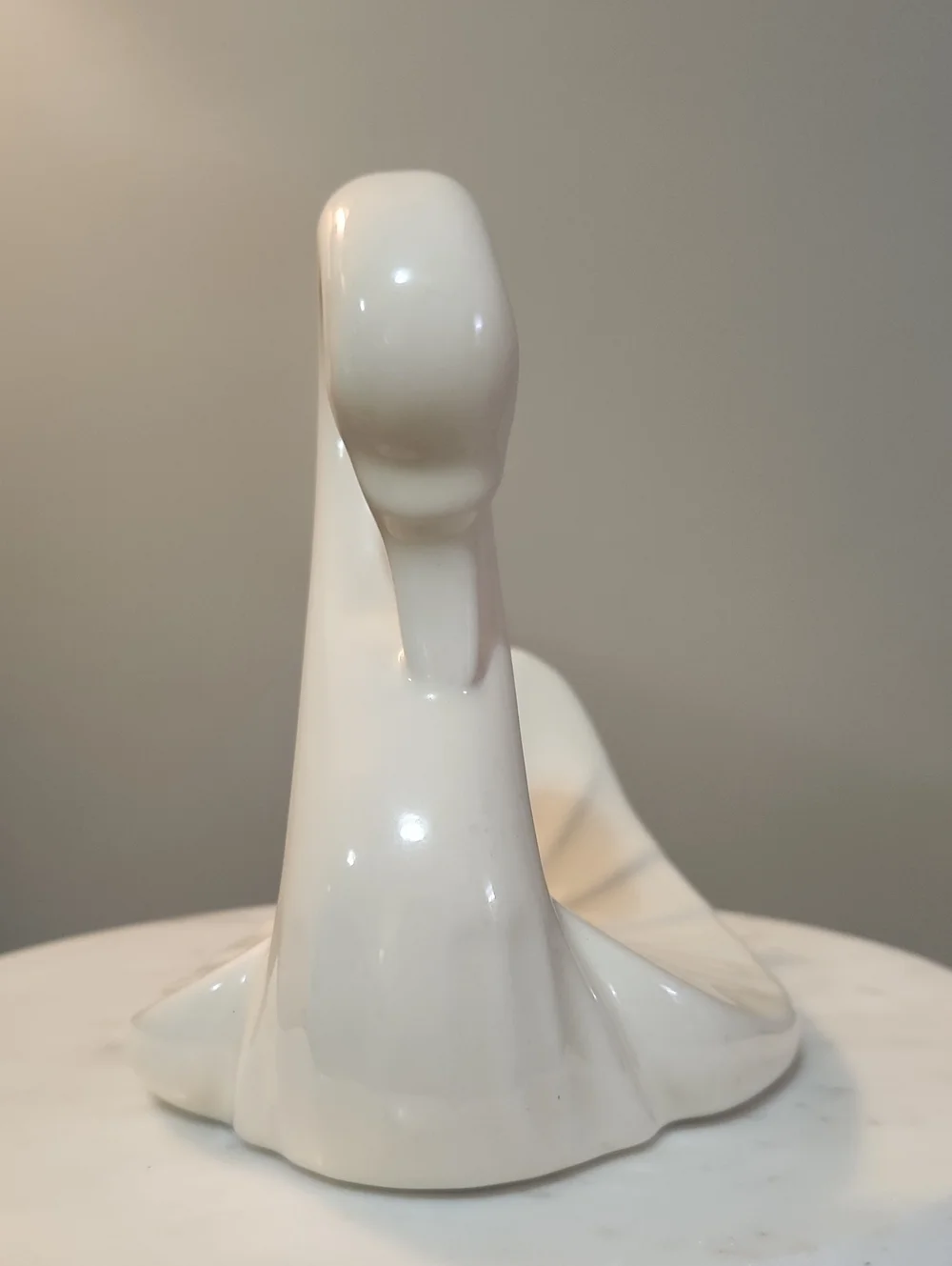 Vintage Andre Richard Ceramic Vanity Swan Hand Towel Holder Cream Color